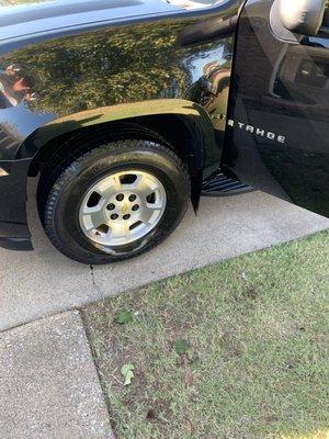 Black Tahoe Exterior Detail