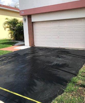 Re-seal blacktop driveway - After