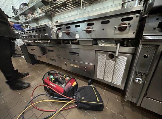 Commercial oven repair / commercial appliance repair