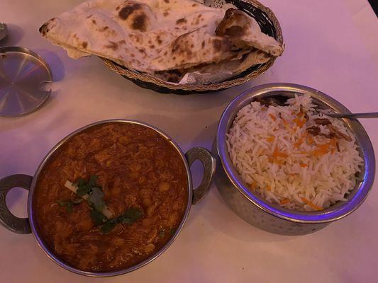 Crab Pathia
 (with Rice and Naan)