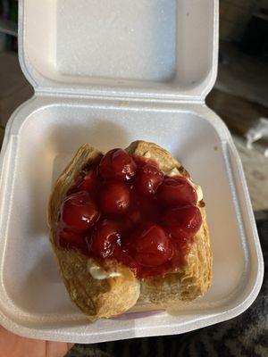 Cherry cheesecake puff