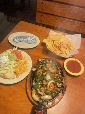 Steak chicken shrimp fajitas for one!