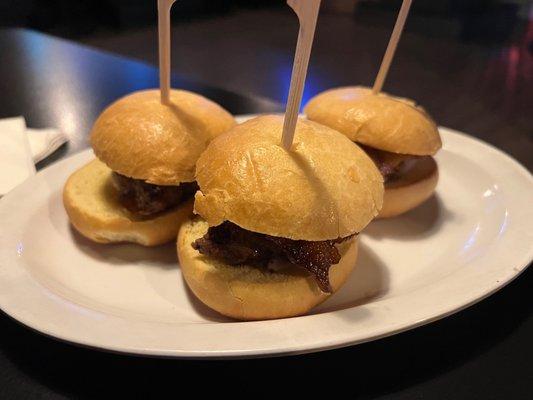 Beef sliders