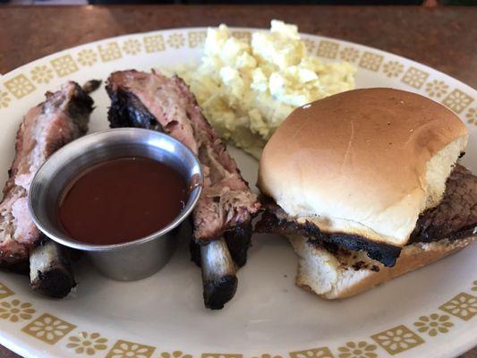 Ribs and beef brisket slider