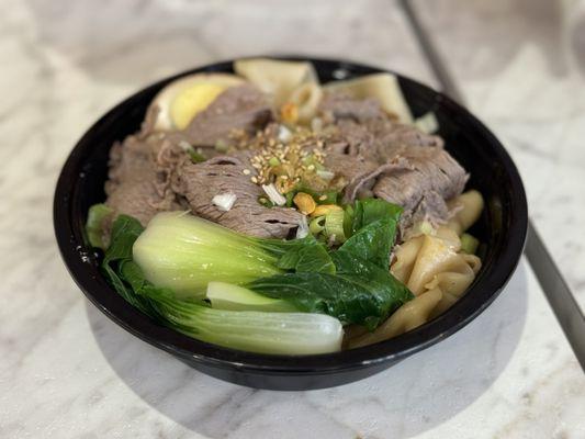 Beef brisket dry noodle