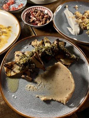 Mushrooms with Date Butter