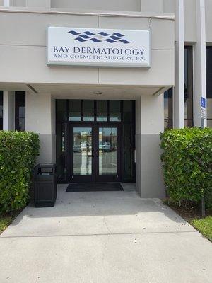 Bay Dermatology & Cosmetic Surgery