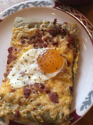 Breakfast pizza