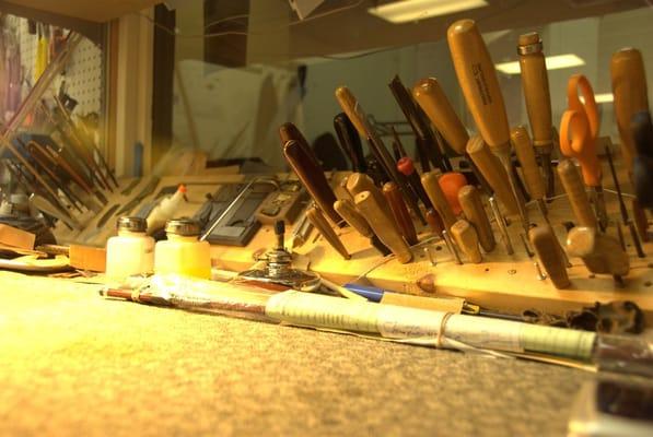 violin making tools