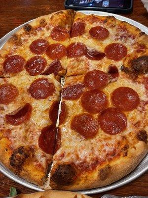 Pepperoni pizza