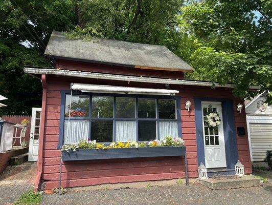 Front of restaurant