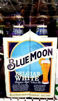 Blue moon, you saw me standing alone. Without a dream in my heart. Without a love of my own.