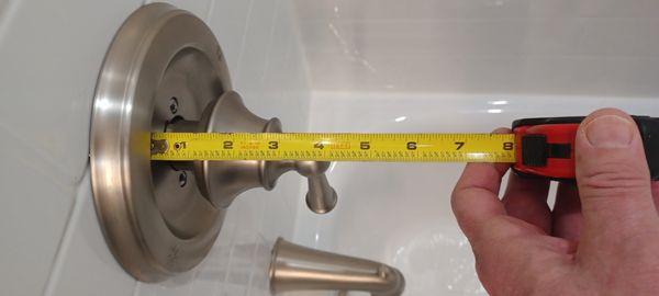 Excessive gap in faucet handle. Also filed with Dayton BBB.