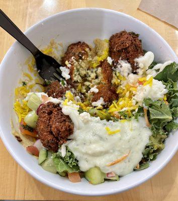 Falafel bowl - fresh ingredients = delicious!