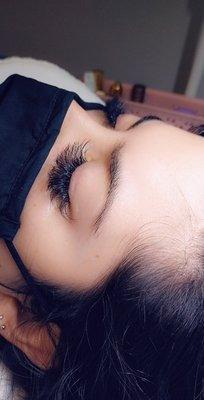 Volume eyelash extensions