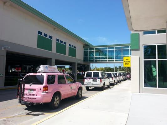 Taxi line outside Key West airport