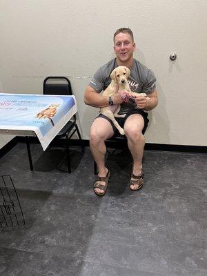 Nora and dad, both very happy to have selected the Ark Vet Clinic Nora's health care(-: