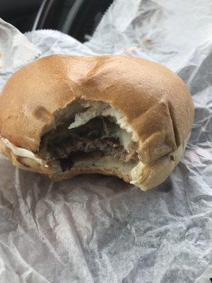 Cheeseburger with fried onions, mayo & ketchup