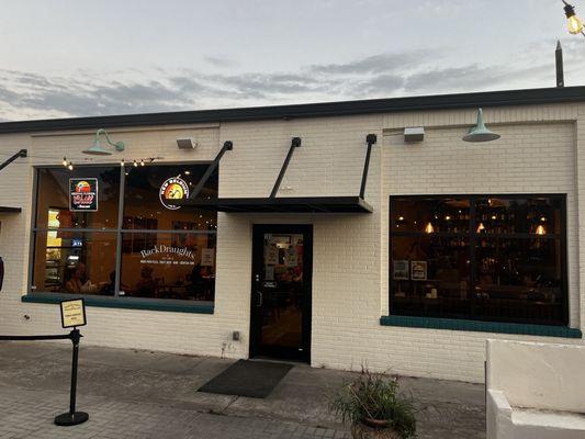 Entryway, front of restaurant