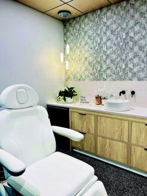 The Skin Center Shaker Heights treatment room