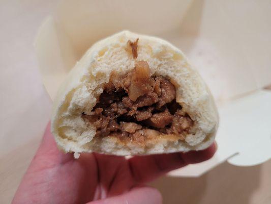 braised pork belly bao inside