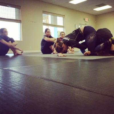 Tori Applegate teaching kids class.