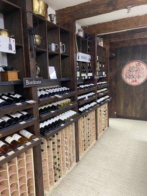 Liquorama Wine Cellars