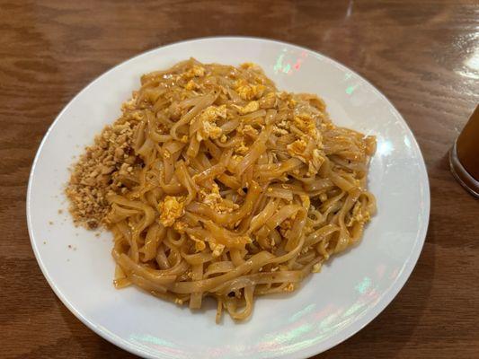 pad thai - asked for no veg, very good!