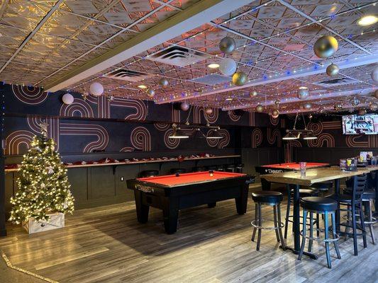 Pool tables with Christmas ambiance