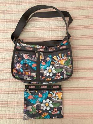 This is my bright Spring and Summer pattern. Comes with cosmetic bag. Posted 01/25/21