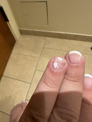 Chipped GEL nails after 3 days