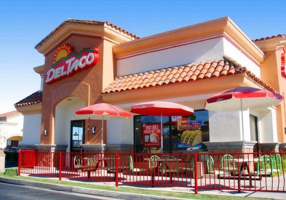 Street view of del taco