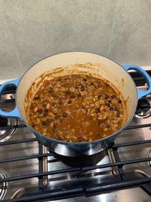 Chili in the 7.25qt round :)