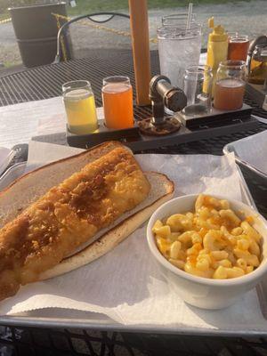 Fish sandwich with Mac and cheese