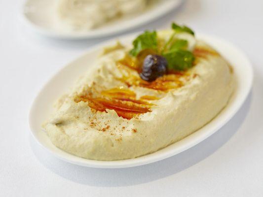 Mashed chickpea hummus