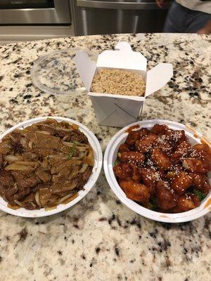 Beef Chow Fun, Sesame Chicken (White Meat) and Brown Rice