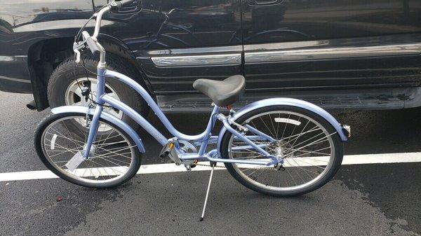 My Icy Blue Electra Townie 7 D/w