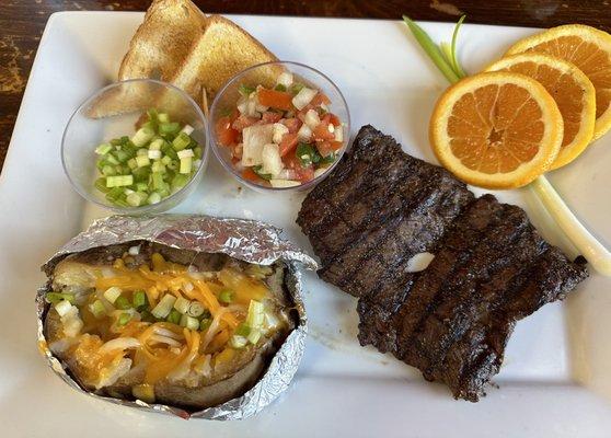 Aaron's Favorite: 8oz Angus Sirloin Steak.