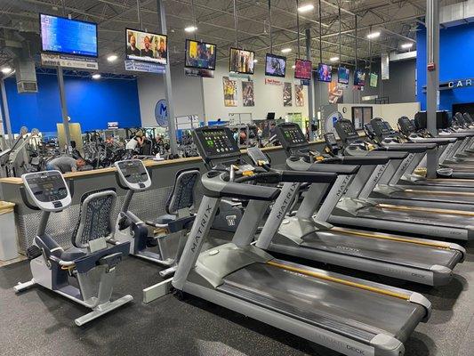 Get your cardio on in our expansive cardio deck.