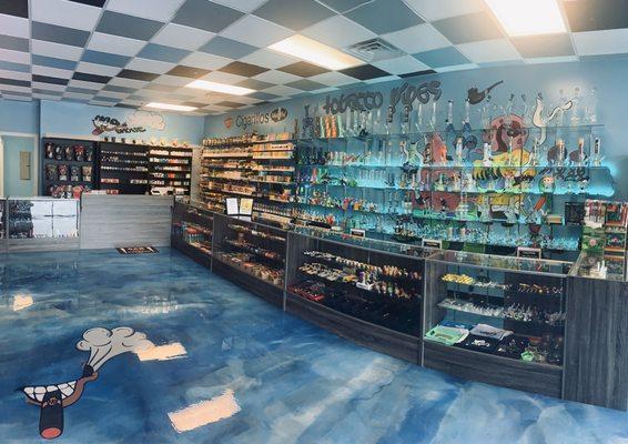 Here is our selection of water pipes, hand pipes, silicone pipes, accessories etc. :)