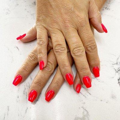 NT Nails & Spa | ntnailsoh.com | 513-777-1200 | 6875 Fountains Blvd