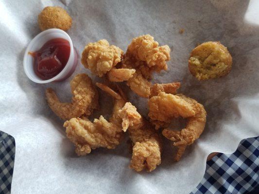 Shrimp platter without fries.