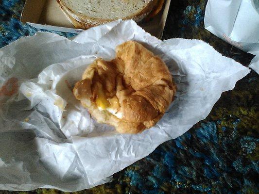 Croissant sandwich