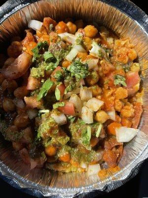 Samosa chaat