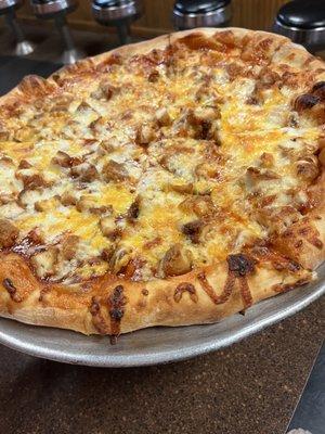 "Buffalo" chicken pizza--mild , aka bbq sauce and not Buffalo