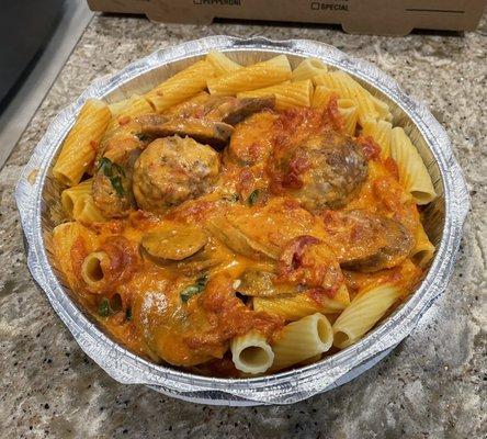 Always my favorite pasta dish here! Rigatoni Saporiti! Consistently delicious! Love the sauce!