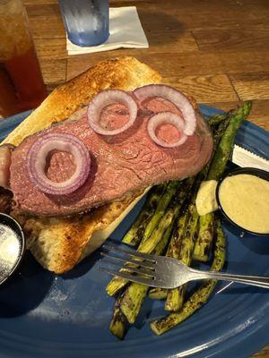 Prime rib sandwich