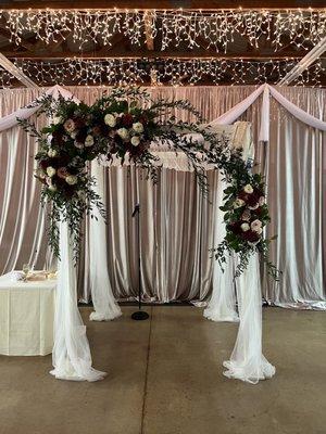 The beautiful chuppah designed by Bloomsbury Floral Design