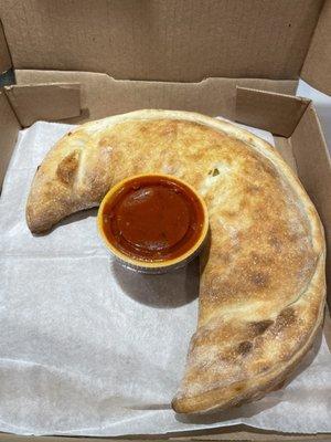 Pepperoni calzone