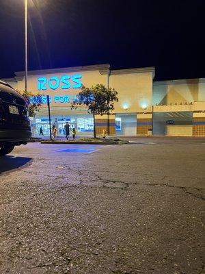 Ross Dress for Less